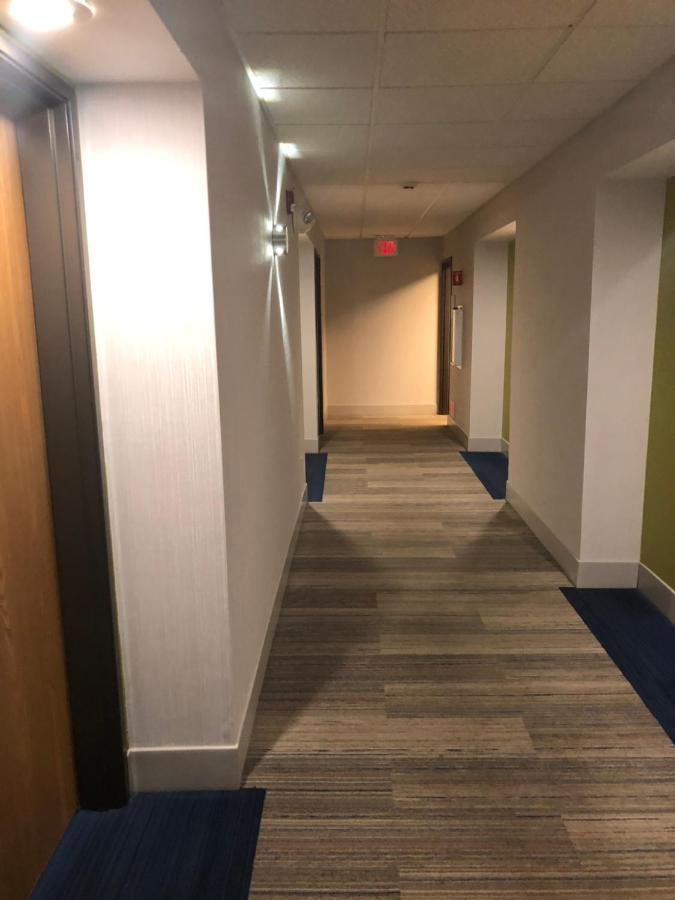Holiday Inn Express Mt. Vernon By Ihg Mount Vernon Buitenkant foto