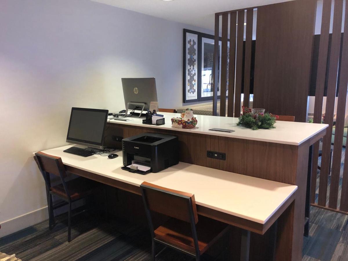 Holiday Inn Express Mt. Vernon By Ihg Mount Vernon Buitenkant foto