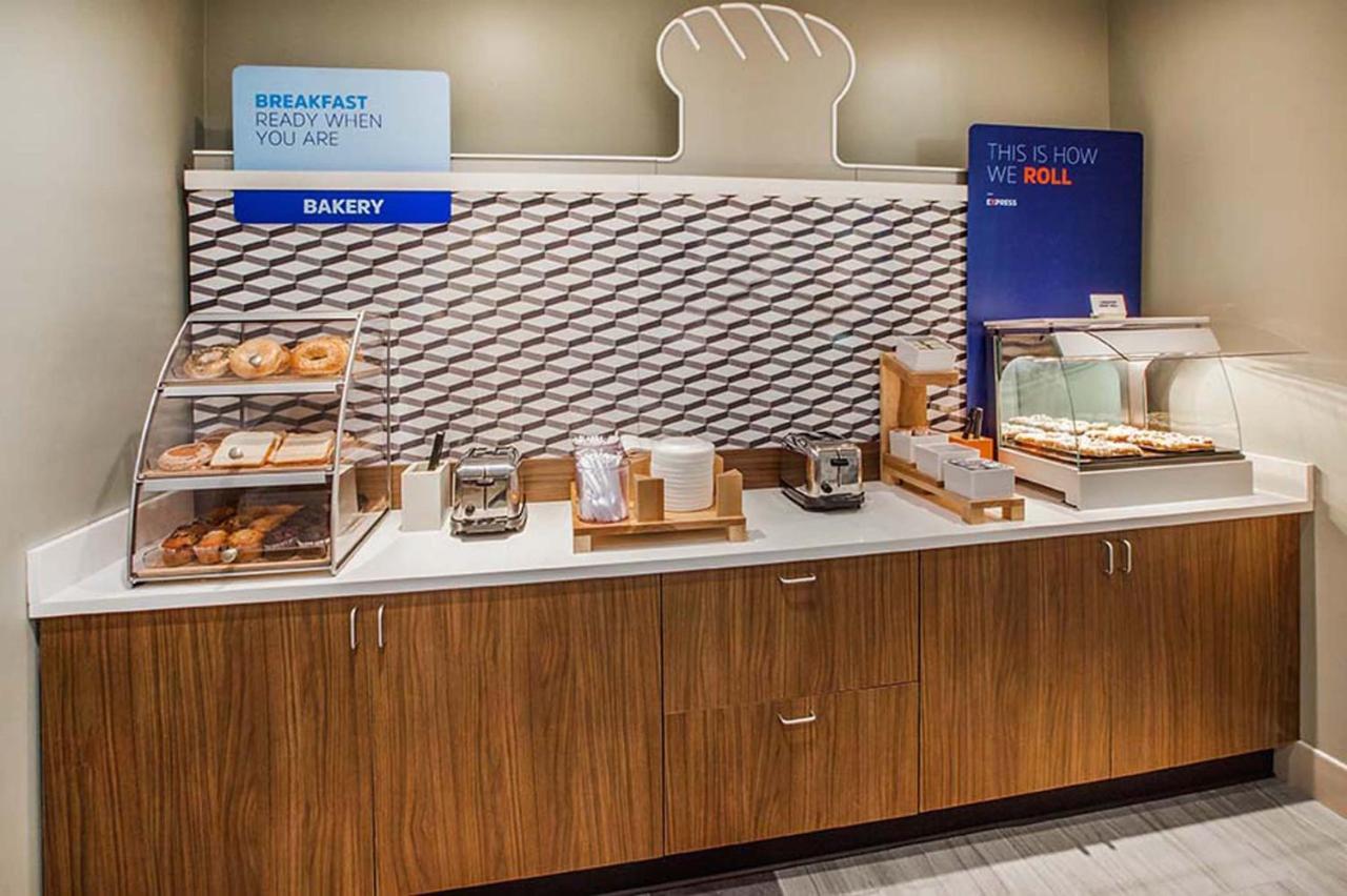 Holiday Inn Express Mt. Vernon By Ihg Mount Vernon Buitenkant foto